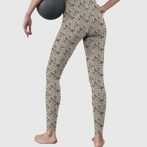 LuLu Mac camo leggings